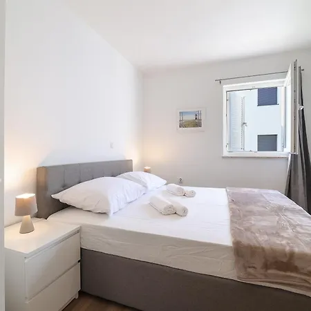 Apartment Sea View By Moro *