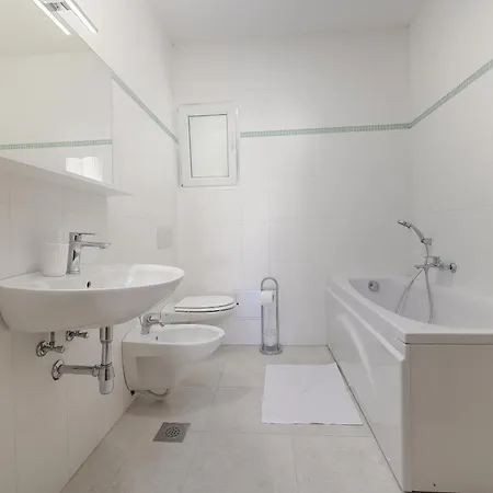 Sea View By Moro Appartement Malinska